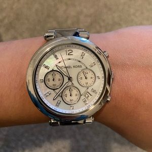 Micheal Kors silver watch!!